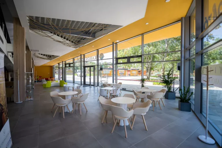 Karos korzó - gépészetet leszámítva komplett saját munka alvállalkozóként