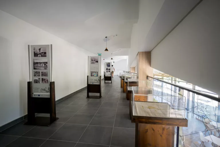 Karos korzó - gépészetet leszámítva komplett saját munka alvállalkozóként