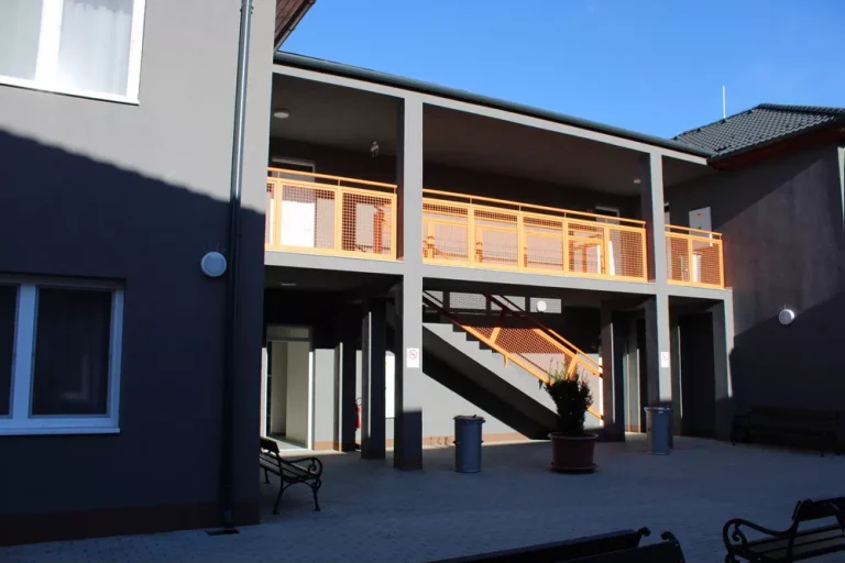 Ágota szállás épület - komplett saját munka fővállalkozóként