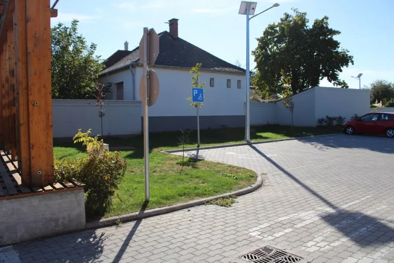 Parkoló - komplett saját munka fővállalkozóként