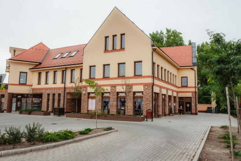 Solt Zöldváros - komplett munka fővállalkozóként